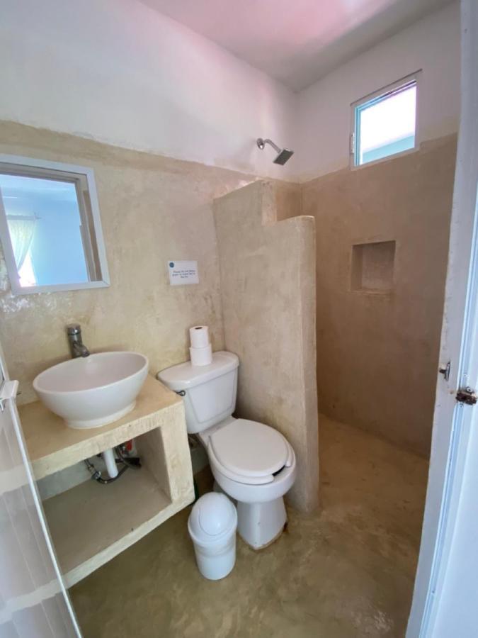 Barco Verde Hostel 홀박스아일랜드 외부 사진