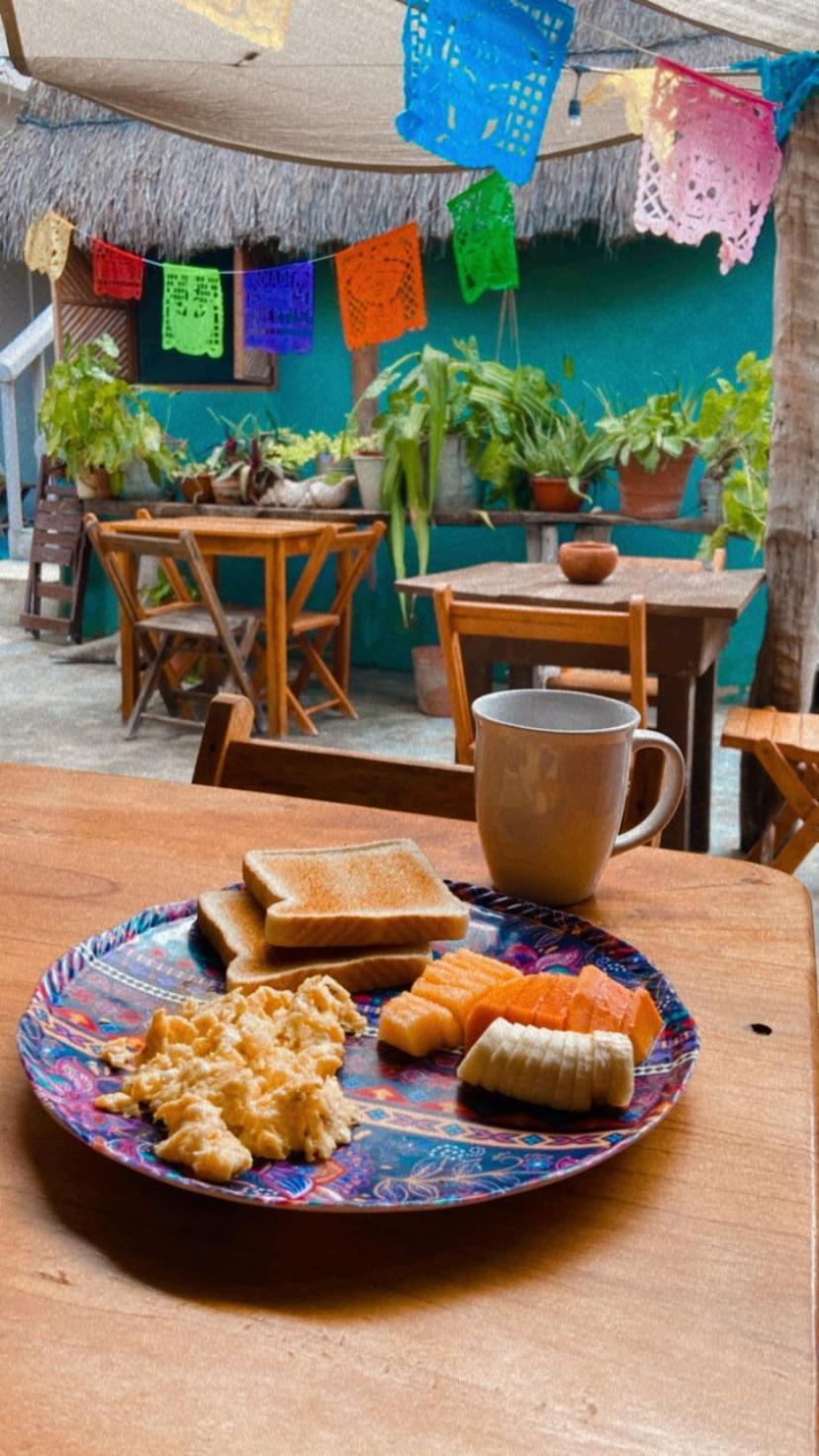 Barco Verde Hostel 홀박스아일랜드 외부 사진